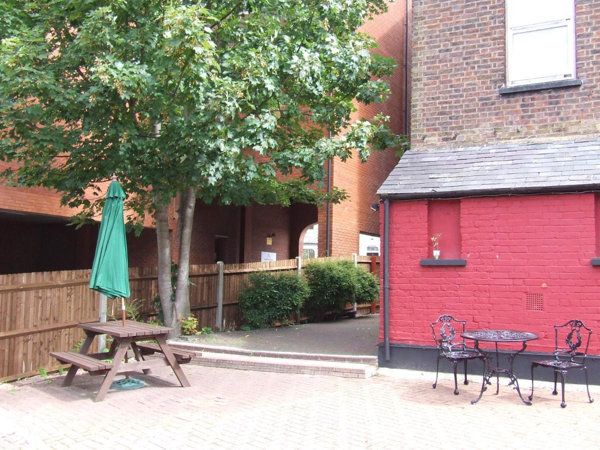Alexandra Guest House Hemel Hempstead Exterior foto