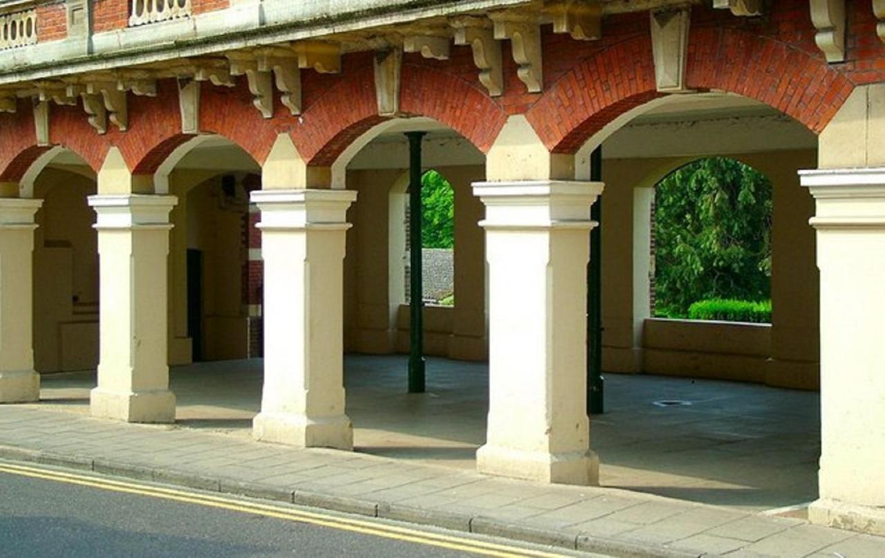 Alexandra Guest House Hemel Hempstead Exterior foto